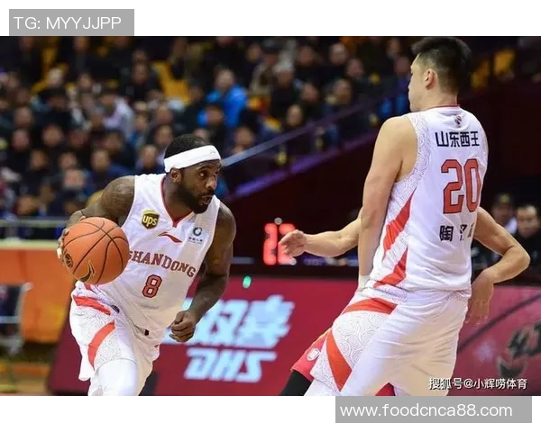 上海足球队以54分领跑杯赛积分榜展现强劲实力引发关注